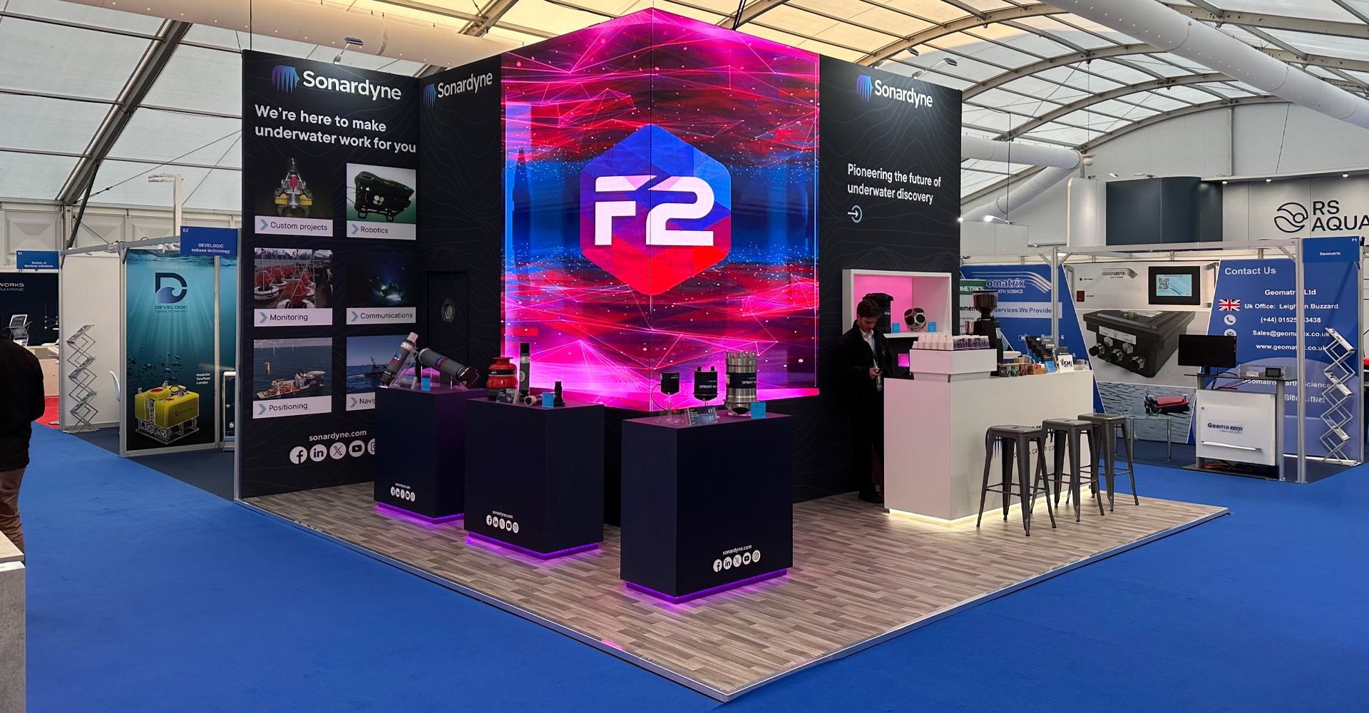 deva-exhibitions-bespoke-exhibition-stand-design-sonardyne-oceanbusiness-southampton-2025.jpg